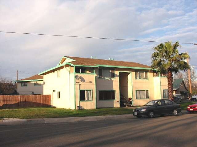 Primary Photo - 740-750 Ash St