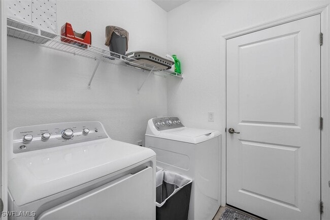 Building Photo - 14672 Cantabria Dr