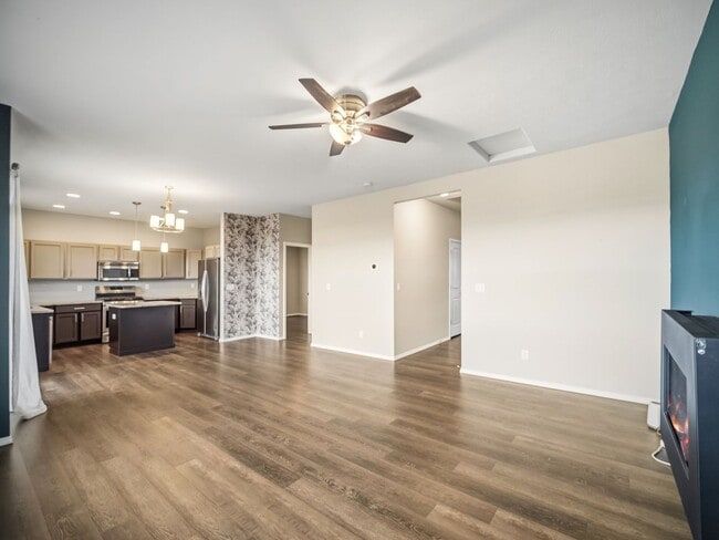 Building Photo - Charming North Spokane Home in a Quiet Neighborhood ? Limited-Time Move-In Special: Half Off Your...