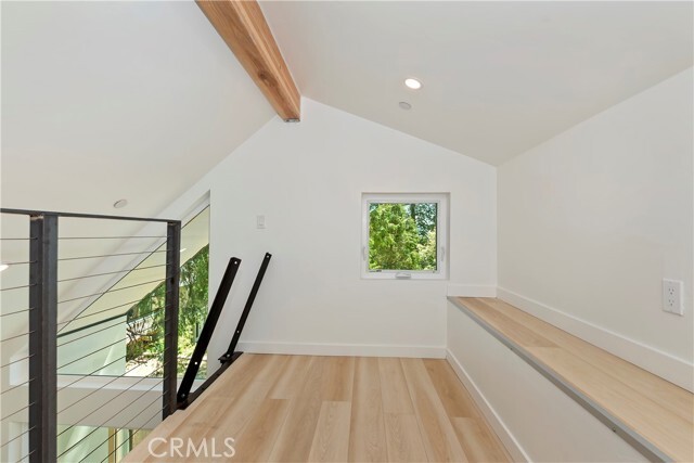 Building Photo - 441 Oriole Dr