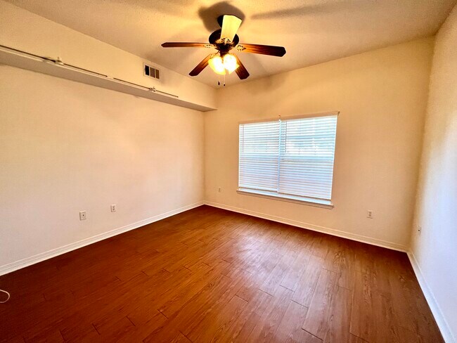 Building Photo - 1501 Partin Dr N