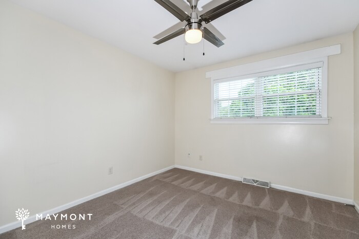 Building Photo - 1321 Mathis Ferry Rd