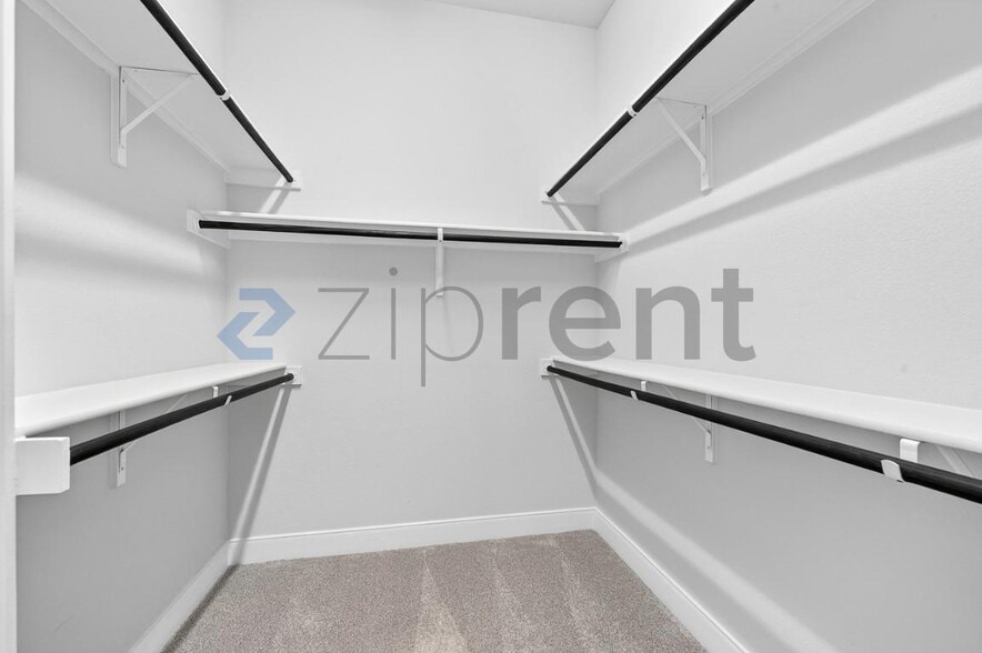 Building Photo - 1713 Friendship Ln