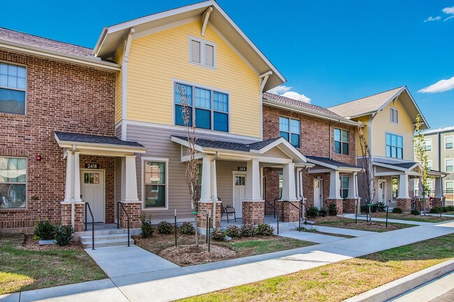 Building Photo - West Park Apartments