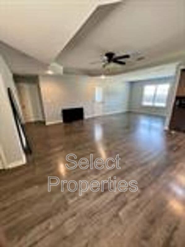 Building Photo - 201 County Rd 4063