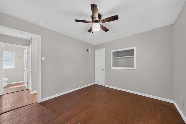 Building Photo - 2059 Wilbert Dr