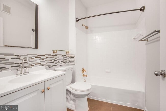 Building Photo - 11325 Aristotle Dr