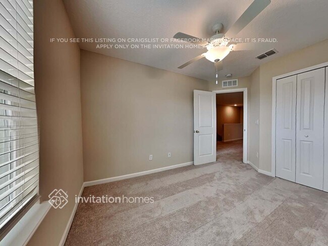 Building Photo - 13287 Shore Grass Dr