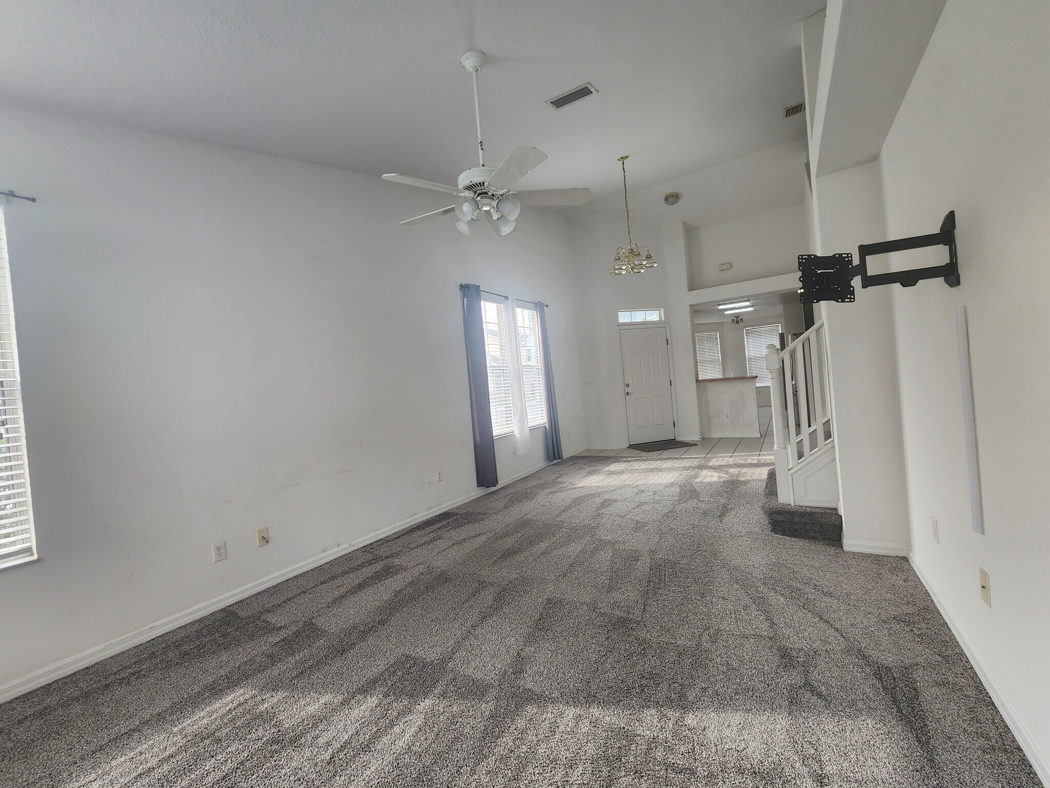 Building Photo - 6401 Barksdale Way