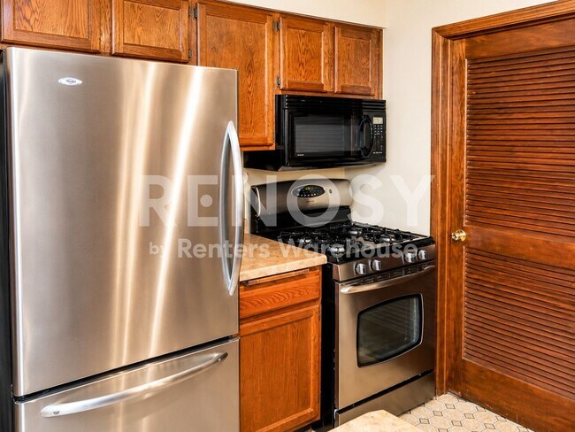 Building Photo - 4670 Jackstone Pt