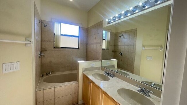 Building Photo - Tuscany Preserve-1307 Clove Dr Kissimmee Fl 34759