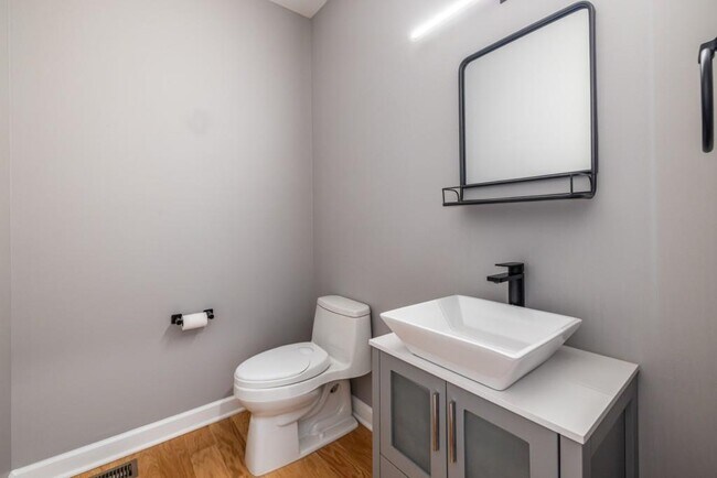 Building Photo - 1759 Regency Park Walk