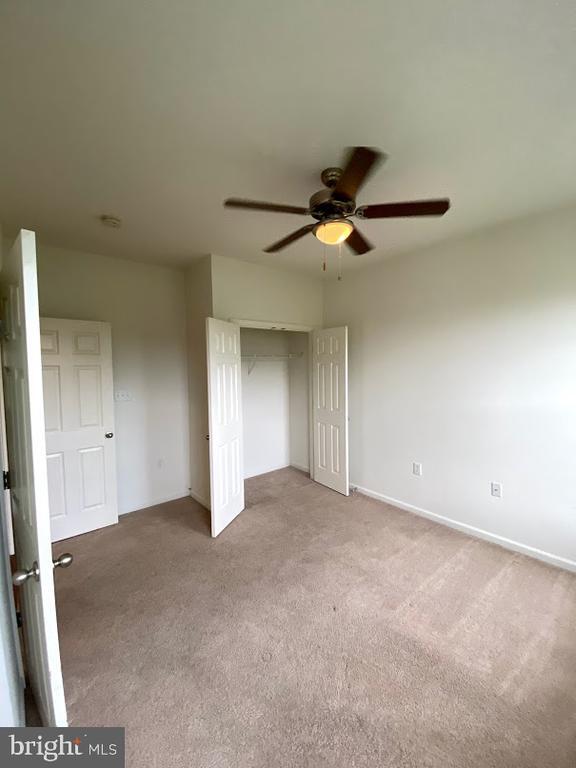 Building Photo - 120 Woodman Ct
