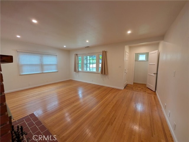 Building Photo - 1108 E Altadena Dr
