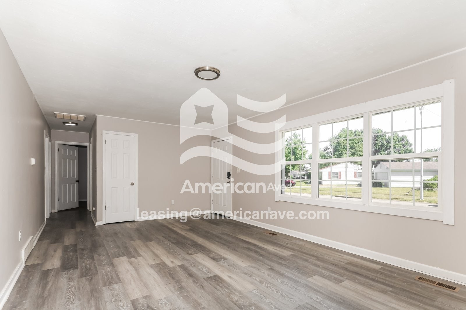 Building Photo - 2195 Mountview Cir