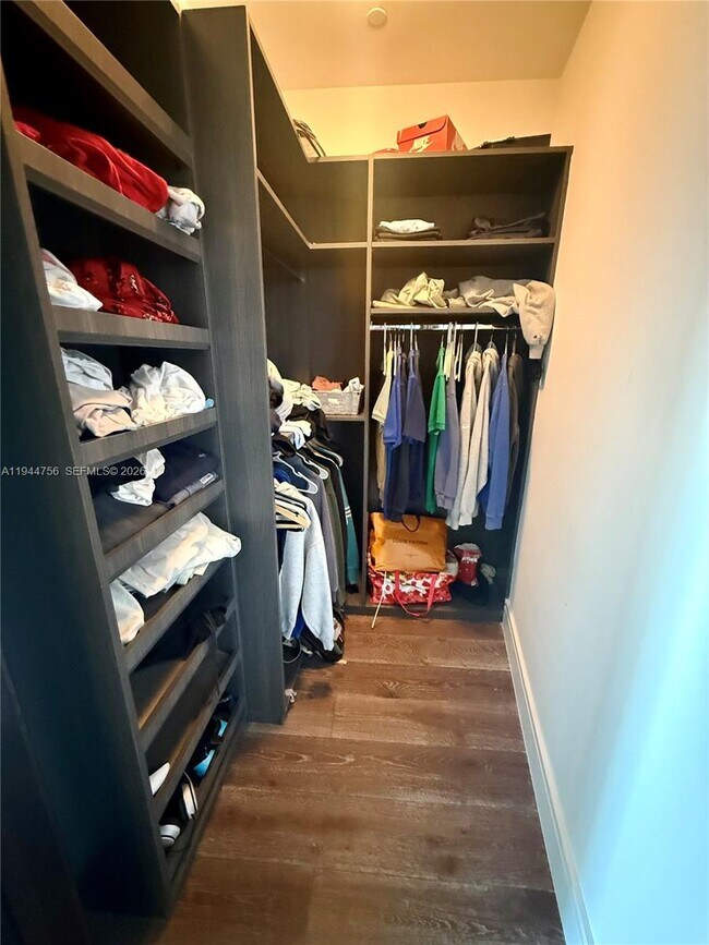 Building Photo - 3300 NE 188th St