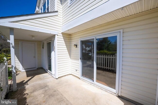 Building Photo - 109 Briarcliff Ct