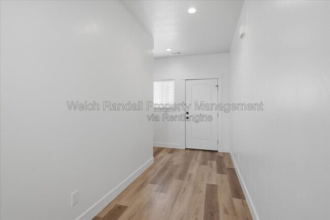 Building Photo - 1377 E 1230 S