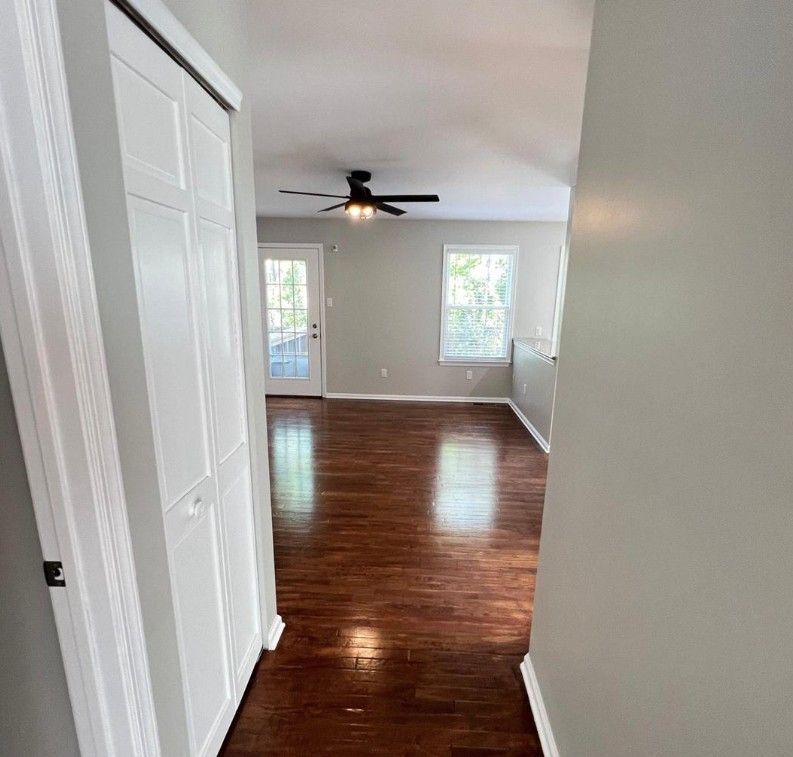 Building Photo - 138 Bishops Gate Ln