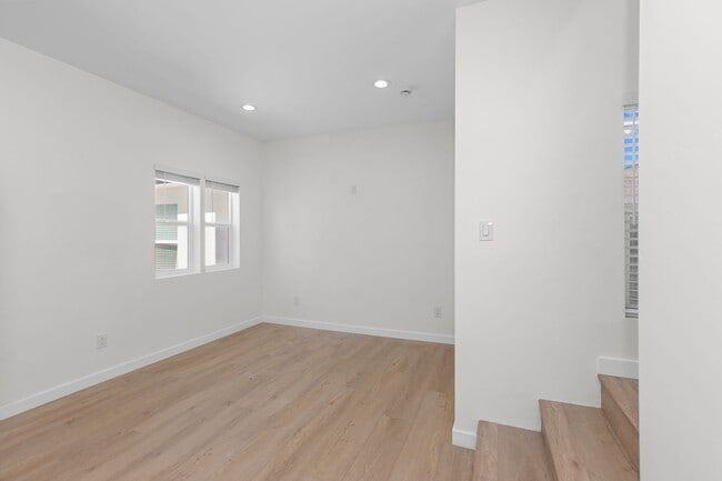 Building Photo - 6413 Richard St