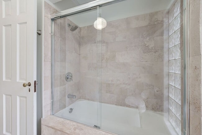 Building Photo - Remodeled 4BD/3BTH With a Single Car Garage Home Near Penn Square Mall and Classen Curve