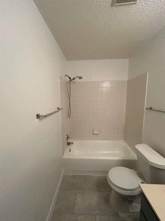 Building Photo - 1006 Quail Valley Dr