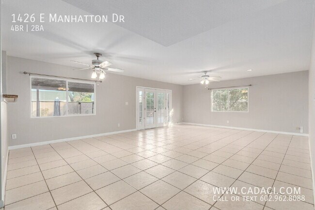 Building Photo - 1426 E Manhatton Dr