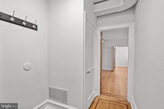 Building Photo - 87 E Butler Ave