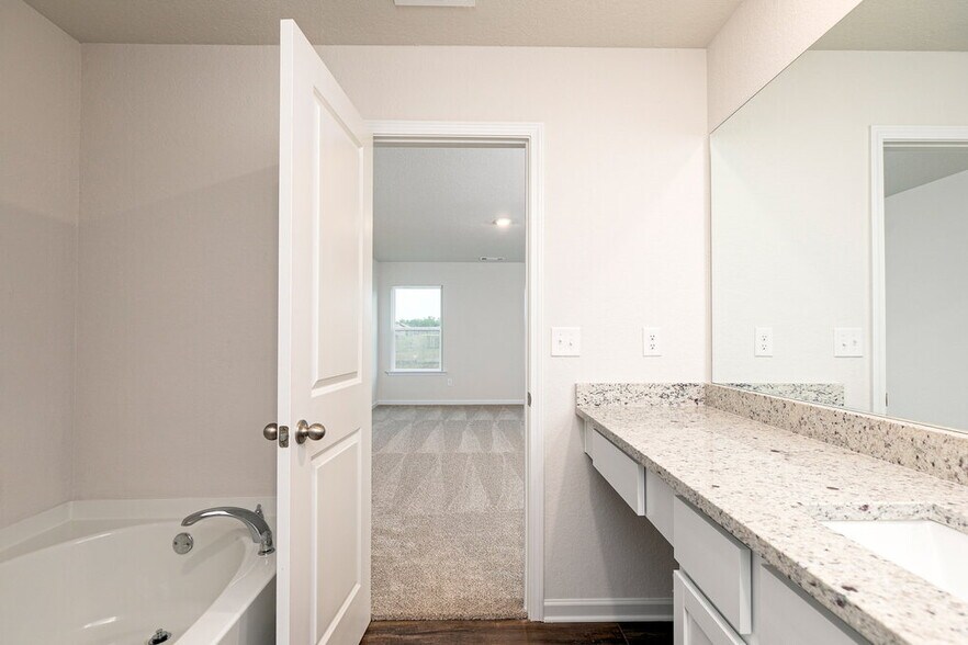 Building Photo - 1417 Sodbuster Dr