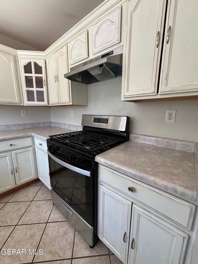 Building Photo - 4476 Loma Diamante Dr