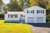 Building Photo - 99 Fuller Dr