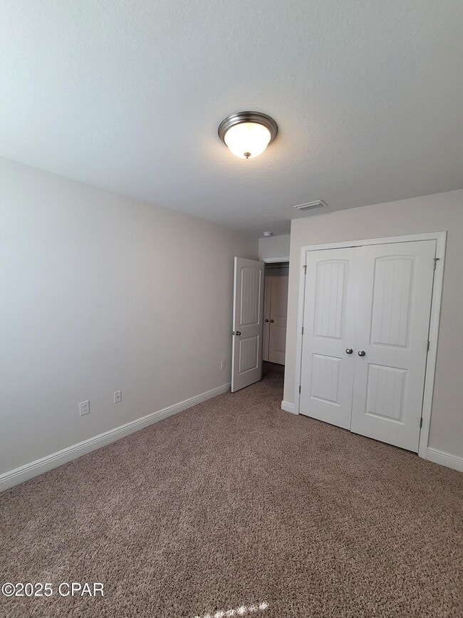 Building Photo - 1874 Pointe Dr