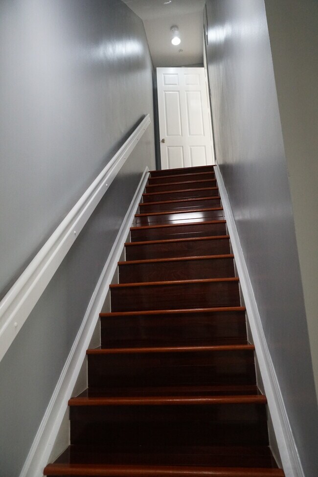 Building Photo - 3919 Passion Flower Rd