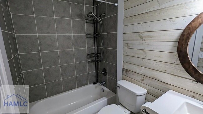 Building Photo - 243 Glenn Bryant Rd