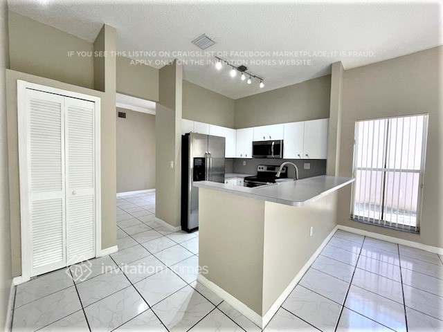 Building Photo - 8153 SW 163rd Ave