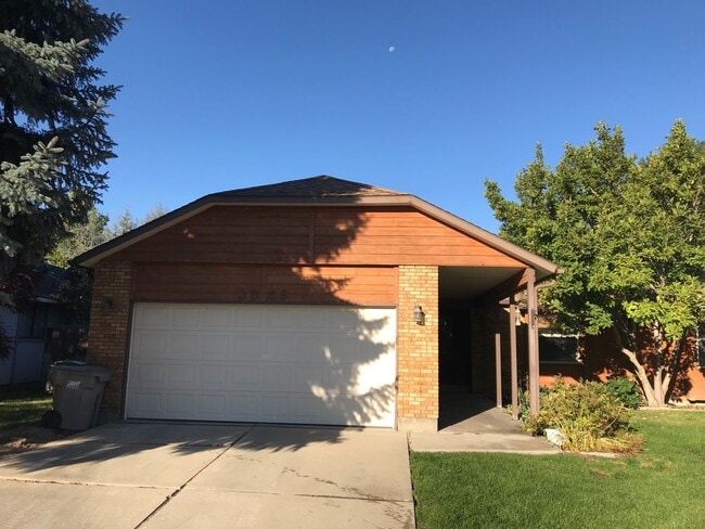 Building Photo - Coming in March – Beautiful Single-Story Home with Dual Living Spaces & Fenced Yard