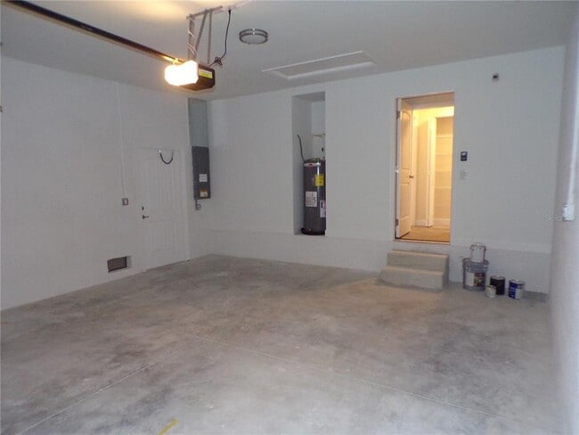 Building Photo - 3112 Pinetree St