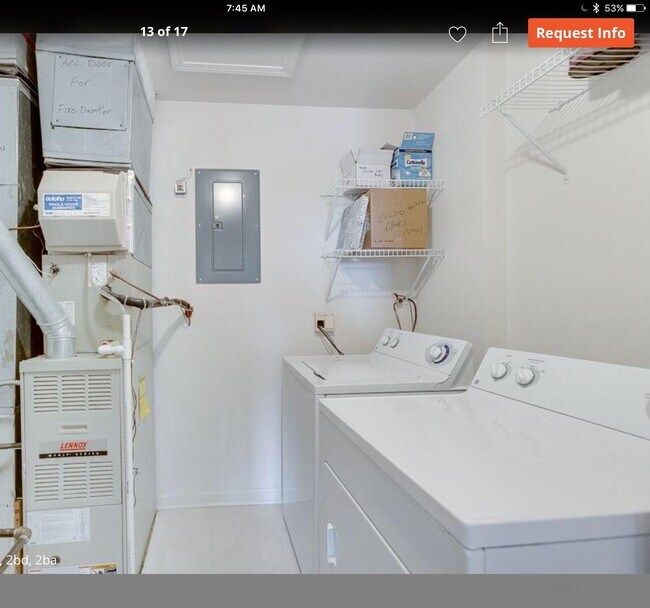 Building Photo - 724 Olde English Cir