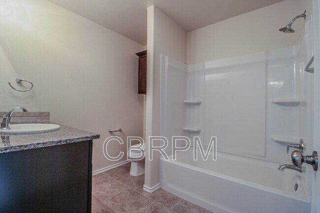 Building Photo - 7418 104th St