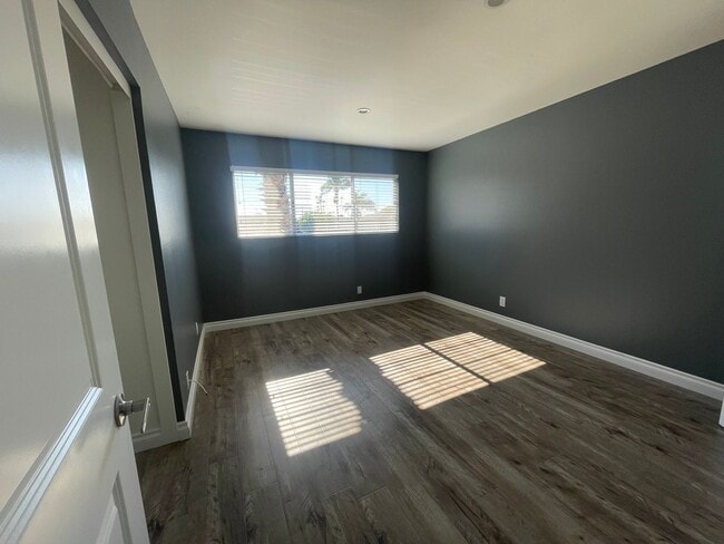 Building Photo - Kona Kai Community 2 Bedroom 1/5 Bath Corn...