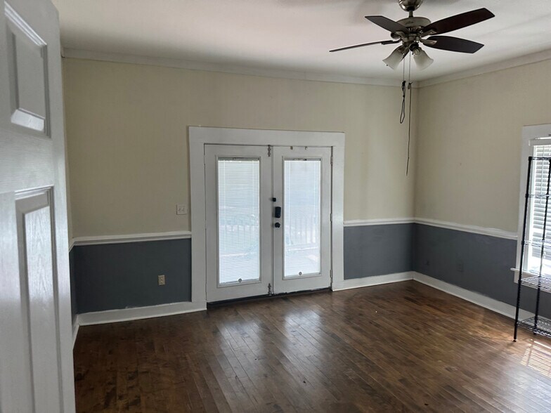 Building Photo - 24 Palmer St