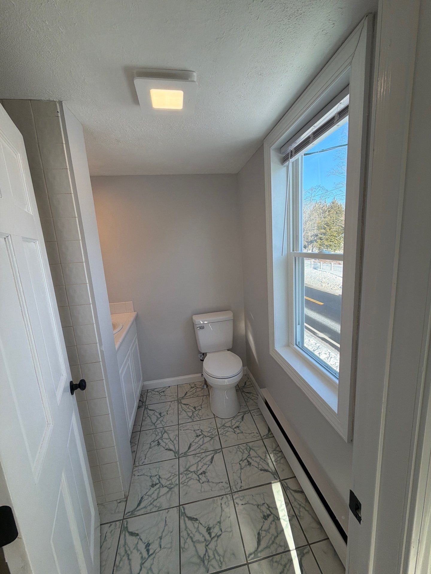 Building Photo - 610 Ives Row