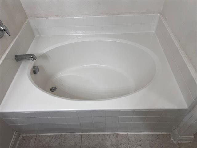 Building Photo - 208 Cottonwood Dr