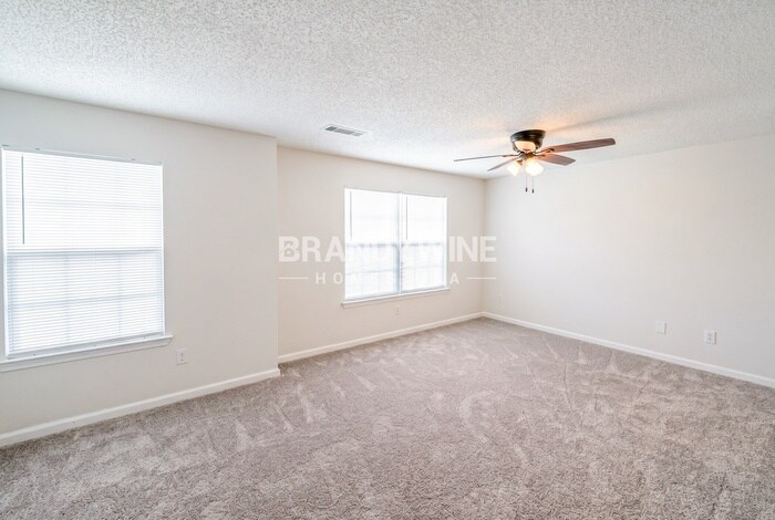 Building Photo - 2074 Boatswain Dr