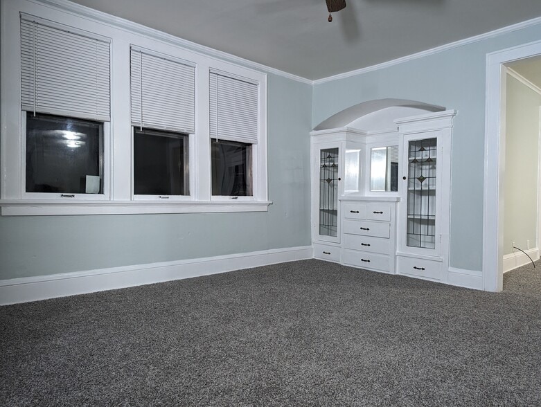 Dining Room & Living Room - 820 W Glendale Ave