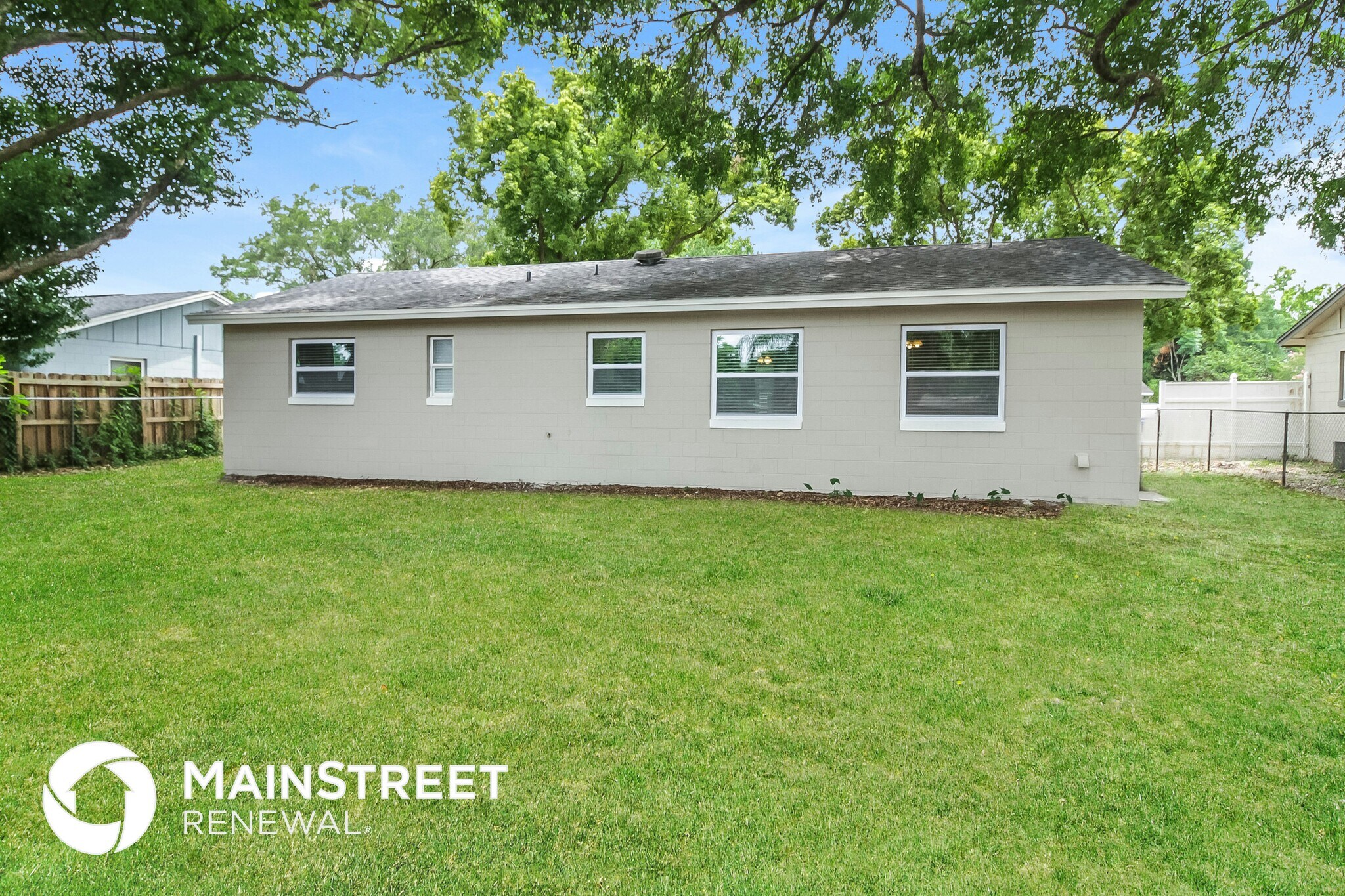 Building Photo - 1547 Gayle Ridge Dr