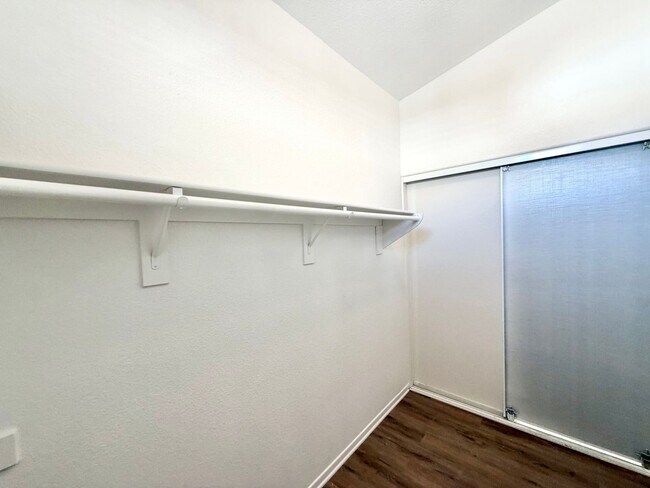 Building Photo - Beautiful 55+ Community 2 Bedroom + Den Home with INCLUDED Solar & Premium Amenities