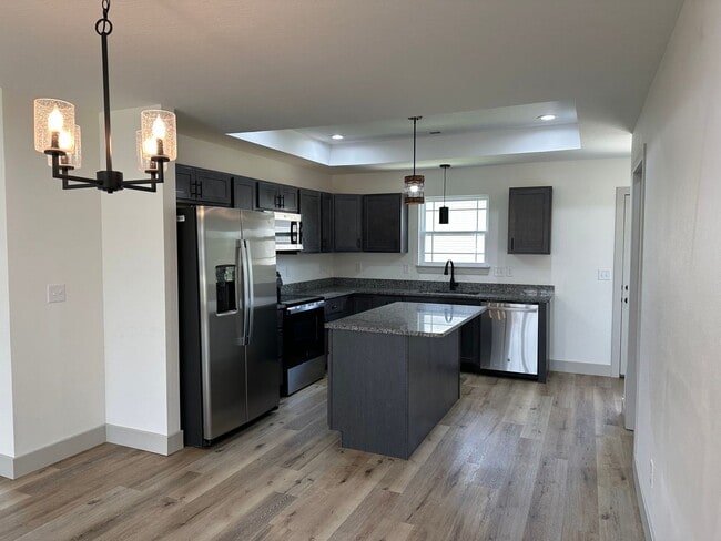 Building Photo - 3 Bedroom 2 Bath Built in 2025