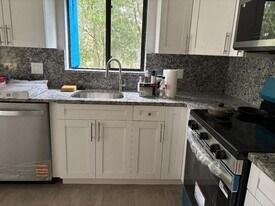 Building Photo - 31 Ebb Tide Dr