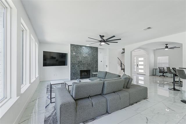 Building Photo - 3805 Overlook Ct